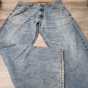Levi Strauss Authentics Signature Denim Jeans Size 36 Loose Fit Light Wash